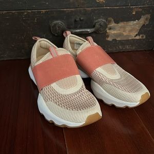 Sorel slip on sneakers